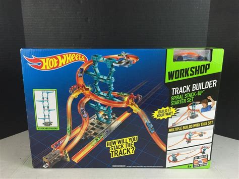 Hot Wheels Track Builder Spiral Stack Up Track Set