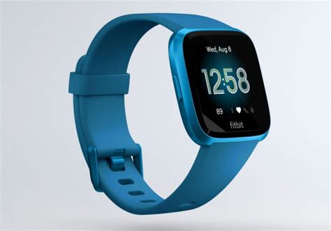 Fitbit D Voile La Versa Lite Une Version Moins Ch Re De Sa Montre