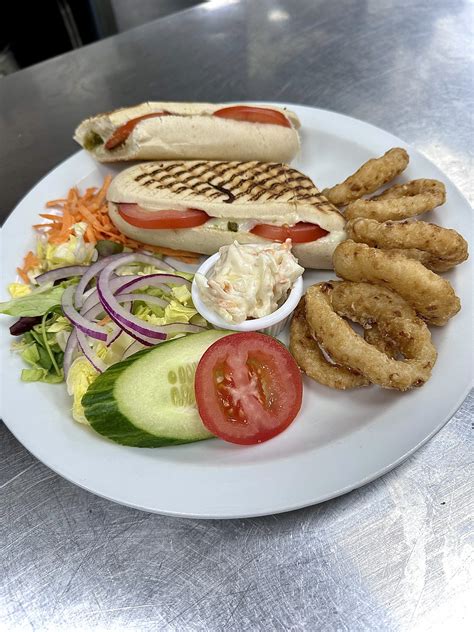 Directions and opening hours for Hilltop garden centre shilton lane 20