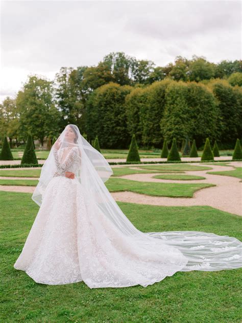 Monique Lhuillier Fall Bridal Collection Tom Lorenzo