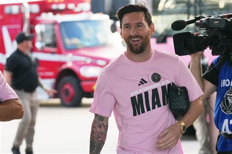 Lionel Messi signs new long-term contract with Inter Miami taking