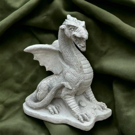 Dragon Garden Statue - Etsy