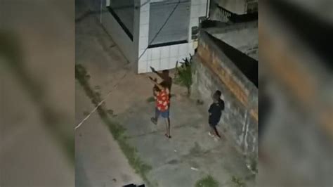 Guerra Do Tr Fico Ataque A Tiros Volta Assustar Moradores No Bairro