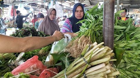 Harga Sayuran Di Pasar Tradisional Kota Jambi Turun Ini Penyebabnya