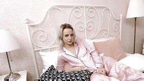 Classy Blonde Girl Staci Carr Is Playing With A Big Sex Toy PornID XXX