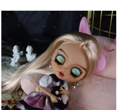 Jasmine Premium Custom Neo Blythe Doll With Blonde Hair Tan Skin