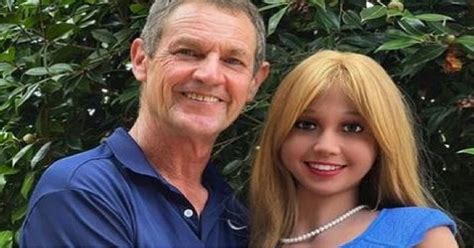 Jeg gik flere år uden at have sex men en dukke hjalp mig med at kærligheden igen