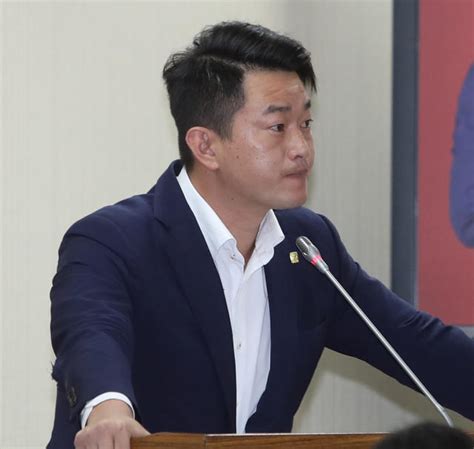 陳柏惟被控性騷 台灣基進為過去提名道歉已分道揚鑣