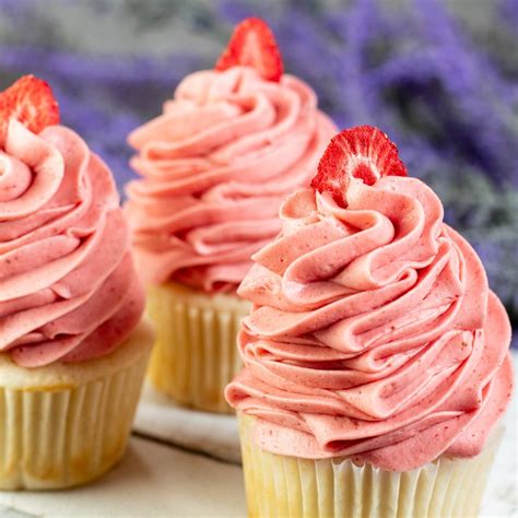 Arriba 92 Imagen Receta De Cupcakes Rellenos De Queso Crema Abzlocal Mx