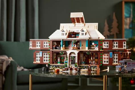 Lego Home Alone set arrives in time for Christmas