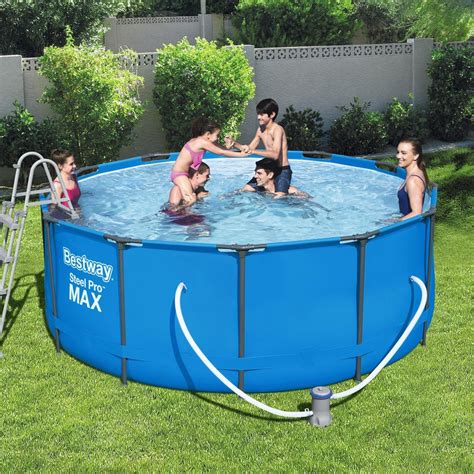 Piscine tubulaire ronde Bestway Steel Pro Max avec laveur à cartouche