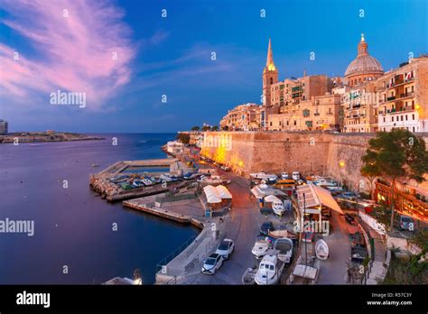 Valletta Skyline at sunset, Malta Stock Photo - Alamy