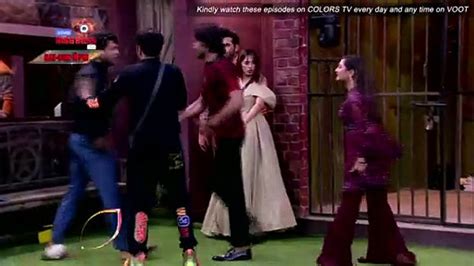 Bigg Boss Weekend Ka Vaar Sneak Peek Dec Rashami Calls