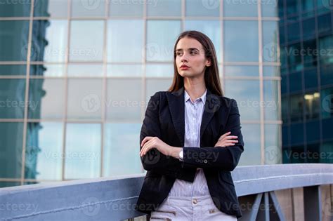 Model: The Ugly Business Of Beautiful Women 5