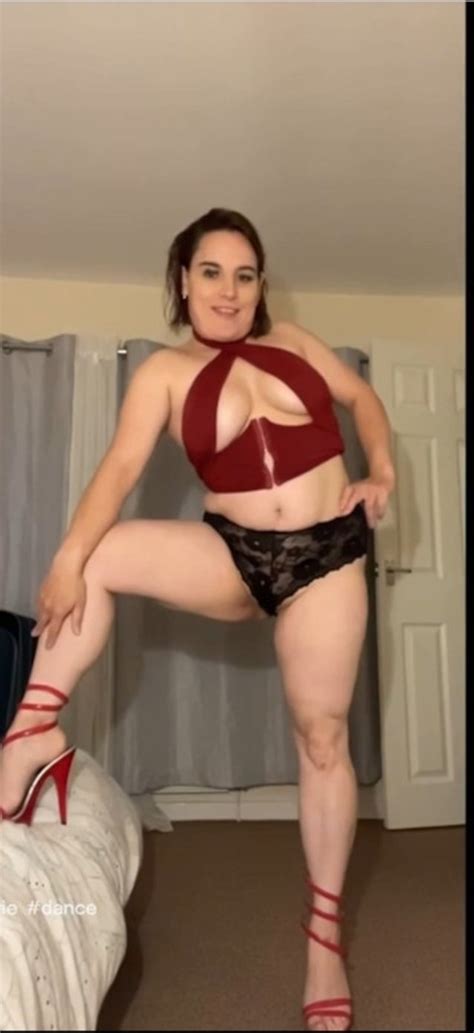 Whats The Name Of This Brunette Milf With Big Tits 1610260