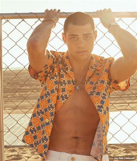 Noah Centineo Bare Ass And Sexy Photos Naked Male Celebrities