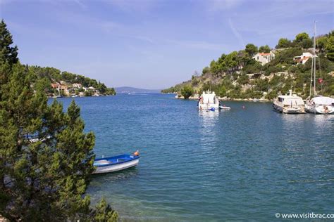 Uvala Vičja luka Bobovišća na moru Otok Brač