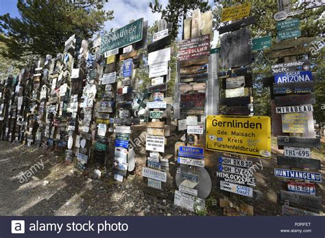 Watson Lake, Signpost Forest, Yukon, Canada Stock Photo - Alamy