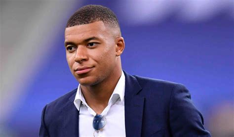 Мбаппе повинен повідомити про своє рішення спочатку «ПСЖ» та Аль ...