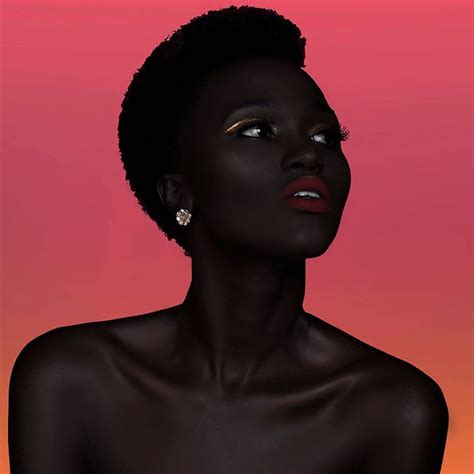 Nyakim Gatwech La Modelo Sudanesa A La Que El Mundo Llama Queen Of