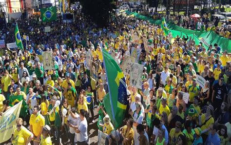 Ato Em Apoio Ao Governo Bolsonaro Re Ne Manifestantes Em Ribeir O Preto