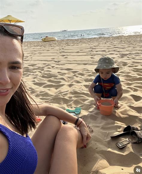 V Vi T Ki U C A Nguy N Filip Khoe Nh Di N Bikini Cu N H T Nhan S C M M T Con V C Ng Ng T Ng O