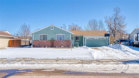 3207 Alberta Dr, Gillette, WY 82718 - See Est. Value, Schools & More