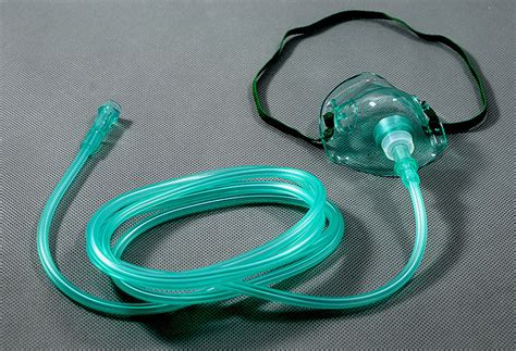 Adult Oxygen Masks Medium Concentration Synergy Medical Inc