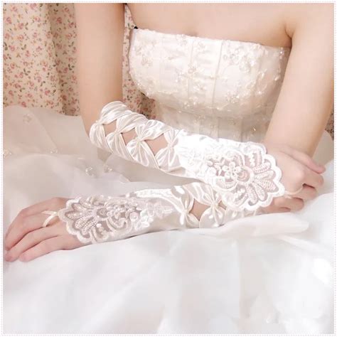 Wedding Gloves Whiteivory Fingerless Gowns Lace Applique With Pearls