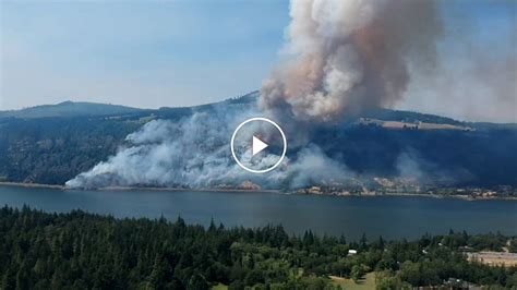 Tunnel Five Fire Burns Hundreds Of Acres In Washington The New York Times