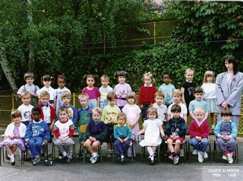 Photo de classe 1ère section maternelle Mme DURAND de 1989 école