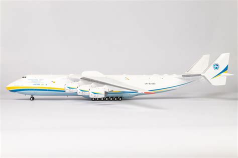 Antonov Airlines Antonov An 225 Ur 82060 Geminijets G2adb1225 Modelo A