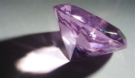 Rio Tinto paints rosy future for diamonds - MINING.COM