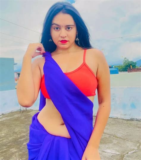 Instagram Sensation Sonali Kaintura Hot And Sexy Photos