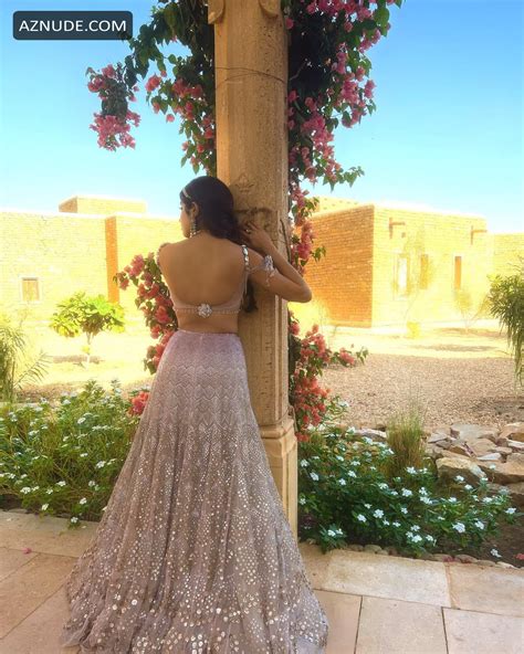 Janhvi Kapoor Hot Pics Collection March 2022 AZNude