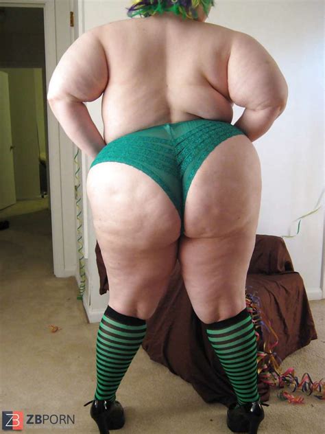 YAM SIZED MATURE FLEDGLING WITH LARGE TUMMY ZB Porn