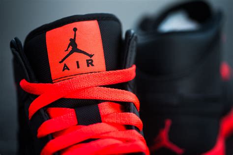 Air Jordan 1 Retro "Infrared "23"