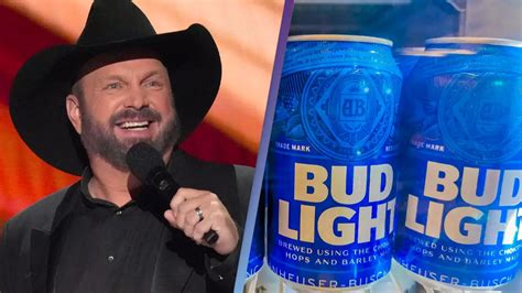 Garth Brooks responds to backlash over his decision to sell Bud Light at his bar - Celebrity ...