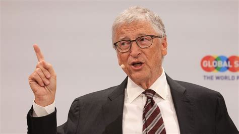 Bill Gates says Microsofts $3 trillion success is a blend of