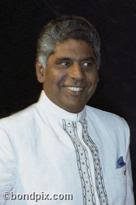 Vijay Amritraj Biography, Age, Height, Wife, Net Worth, Family