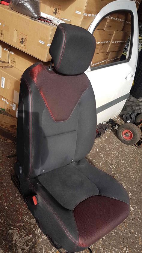 Renault Clio MK4 20132019 Passenger NSF Front Seat Chair RED Black