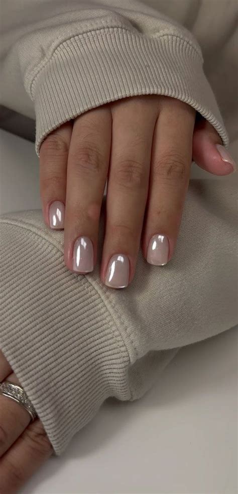 Chrome Elegance Stunning Nail Art Ideas Reflective Glazed Donut