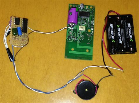 Hack Your E-ZPass So It Alerts You Whenever It's Scanned