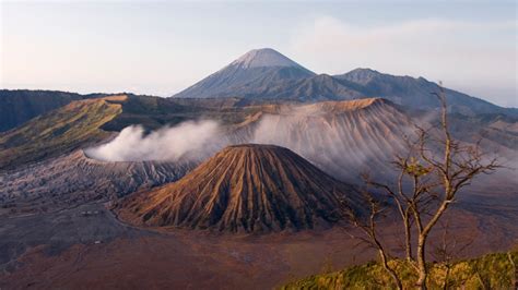 Mount Bromo Tumpak Sewu Waterfall Tour Ijen Crater Ijen Blue Fire