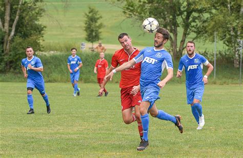 Fußball Bildergalerie Toto Pokal Allgäu TSV Betzigau verliert gegen