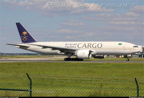 HZ AK71 Saudi Arabian Airlines Boeing 777 FFG Photo By Yassine