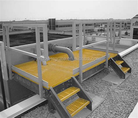 Anti Slip Molded Frp Grating 1 1 2 Thick With 1 1 2 Square Mesh With Grit Buy Frp Grating