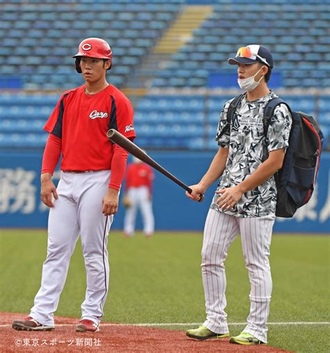 東スポ 写真部 On Twitter 【プロ野球】8月24日 ヤクルト×広島 坂倉将吾 長岡秀樹 Carp 広島 広島東洋カープ