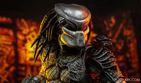 Predator 2 Scout Predator Ultimate Figure By NECA Toyark Photo