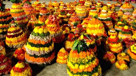 Bathukamma Rituals బతుకమ్మ పండుగలో ఈ ఆచారాలు వాటి అర్థాలు తెలుసా